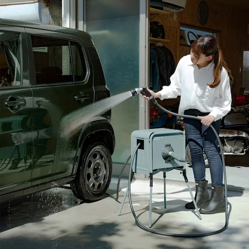Bo-voi-tuoi-thu-rut-kim-loai-20m-Takagi-RFC320GY-14.webp